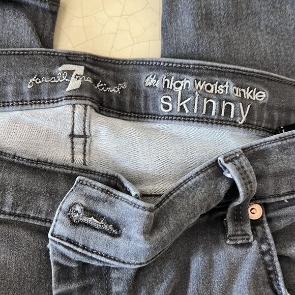 7 for all Mankind the high waist ankle skinny, size 34 - Picture 5 of 7